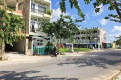 Chính chủ bán lô đất gốc 2 mt đường 16m 126m full thổ cư,view qln2, đưc hòa long an