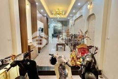 Bán nhà 5 tầng khu vực trung tâm hai bà trưng 76m2 sổ đỏ 7.5 tỷ. lh0973766861