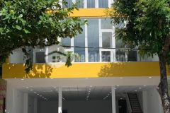 Cho thuê ngang 10m đường phạm hùng 3 tầng thông suốt