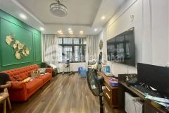 Bán nhà đê la thành, đống đa, 36m2, 5 tầng, gara ô tô chỉ hơn 7 tỷ