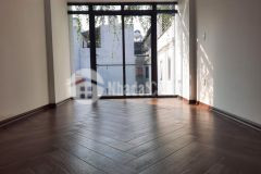 Nhà đẹp bồ đề ngõ thông hồng tiến ô tô đỗ cửa giá bèo