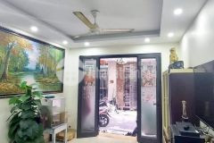 Bán nhà phân lô 40m² phố ngọc thuỵ, long biên đường ô tô tránh, sổ đỏ vuông đẹp.