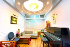 Nhà đẹp phố kim đồng ô tô đỗ cửa ngõ thông 62m2 7.5 tỷ