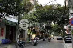 Nhà cần bán 5.2 tỷ hẻm xe tải 8m thông 4 lầu 49m24.6 11m nở hậu 4.8m bàu cát tân bình