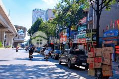 Cần bán gấp nhà mặt phố quang trung, hà đông hà nội. diện tích 90m. giá 15 tỷ. liên hệ 0588168888