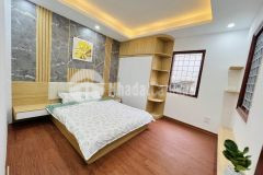 Gấp giảm chào 230 trđ, 2 thoáng, ngõ nông gần phố, bán nhà tôn thất tùng