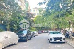 Bán gấp nhà khu phân lô phố lạc trung tt quận hai bà trưng ô tô 7 tầng thang máy