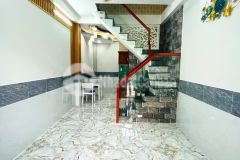 Nhà đẹp ở liền 1 lầu lô nhì hẻm xe hơi nguyễn văn linh, quận 7