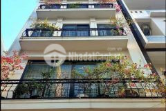 Siêu hot, bán nhà đẹp xuân thủy, 3740m2 5 tầng, 100m ra phố, nhỉnh 5tỷ