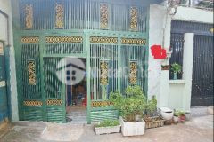 Giảm nửa tỷ giá mới 2 tỷ 550, 4.2x11, gần tên lửa bình tân