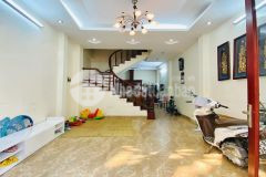 Bán nhà thụy khuê, phường thụy khuê.10m ra phố, trước nhà thoáng. 8,9tỷ61m2.