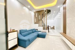 Sốc giảm 300 trđ, mới ở luôn, lô góc cực thoáng bán nhà phạm ngọc thạch