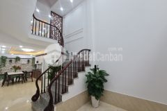 Căn góc, ở luôn, có sân để xe, bán nhà trường chinh, đống đa