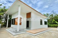 Nhà cho thuê nhà sân vườn rộng 200m2 gần kcn trà nóc 700m giá 3.5 triệu