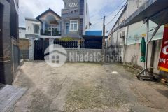 Bán nhà lô góc 2 tầng cực đẹp cách chợ thủ đức 300m dt khủng 160m2.