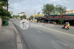 Nhà mặt tiền man thiện diện tích 100m đúc 4 tầng giá ngộp