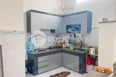 Nhà mới ngay chợ phạm thế hiển sổ hồng riêng gía 2t250