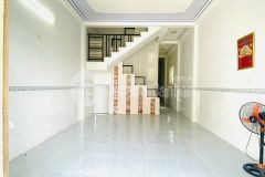 Nhà cho thuê trệt 1 lầu rộng đẹp full máy lạnh kdc hưng phú giá 8 triệu sẵn 4 máy lạnh