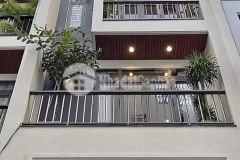 Bán nhà cầu giấy, nhỉnh 5 tỷ, 40m2x6t mặt tiền 4.5m2, ngõ thông kinh doanh