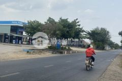 Đất vàng đất bạc nhà em trong kdc ngay quốc lộ chính liên tỉnh