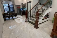 Bán gấp nhà ngọc thụy, long biên, 52m2, mt4.5m, phân lô, ô tô, 2 thoáng, full nội thất