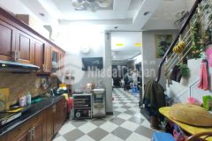 Bán nhà giáp bát hoàng mai 53m2 ngõ thông ô to giá 4 tỷ.