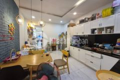 Hiếm, nhà 3 tầng đẹp, 1 sẹc, hẻm 3.5m thông gần mt lê văn sỹ, q3, nở hậu nhẹ, 86m2, 9.9 tỷ
