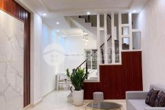 Bán nhà 5 tầng đẹp ngõ ô tô gần phố nguyễn lân trường chinh sđcc giá chỉ 4,7 tỷ