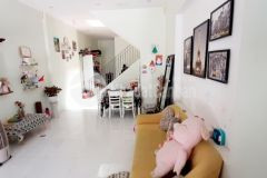 Cần bán gấp nhà nguyễn công trứ,trung tâm sơn trà,sát oto đỗ. gía chỉ 3,4 tỷ.