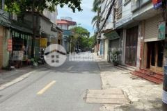 Cực hiếm nhà phúc diễn, từ liêm 43m2x2t nhỉnh 5 tỷ, vị trí cực đẹp, ôtô tránh, kinh doanh sầm uất.