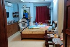 Bán nhà mặt phố văn chương đống đa lô góc ô tô đỗ kinh doanh đa dạng