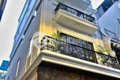 Nhỉnh 4 tỷ 40m2 tây hồ 5 tầng,3 ngủ mặt tiền 4m2 ảnh thật 100