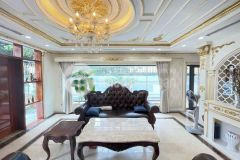 Ngộp bank bán gấp biệt thự kđt đặng xá gần vinhomes riverside 250m2 chỉ 19.9 tỷ. lh 0989.62.6116