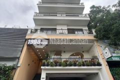 Bán gấp đất mặt phố trịnh công sơn view hồ sen tây hồ, 68m2, mt 8.8m, 18.5 tỷ