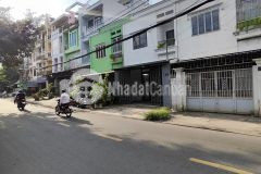 Cần bán gấp nhà mặt tiền đuờng số 45, phường tân quy, quận 7 diện tích đất 4x20m, xây dựng 1 ty