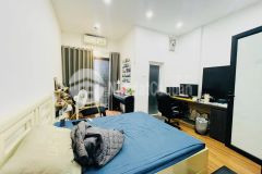 Bán gấp 50m x 5 tầng x 3.95 tỷ pháo đài láng mặt ngõ thông rộng rãi ô tô cách 30m