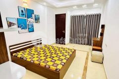 Bán nhà vĩnh hưng 5 tầng long lanh ở ngay ô tô vào nhà hoàng mai