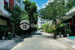 Bán nhà cạnh phú mỹ hưng 92m2 giá 12 tỷ