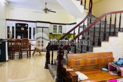 Bán nhà lạc long quân ngõ thông thoáng đường ô tô qua 56m28.2ty