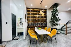 Bán nhà 1 trệt 2 lầu đổ 3 tấm ngay mặt tiền phường 4