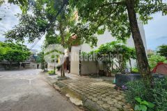 Mình có lô đất 40m2 khu tđc quỳnh đô cần bán giá 2.6 tỷ.