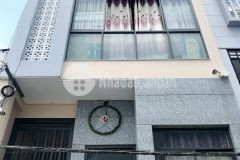 Chu gâp ban, chdv 18pn 154m2, khai thac 60trth, xe tai đâu cưa, nguyên thi thâp, q7