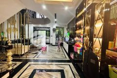 Tôi bán gấp lô góc kđt văn phú gần trường marie curie 130m2 chỉ 15.89 tỷ. lh 0989.62.6116