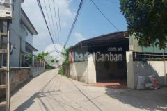 Cần bán gấp căn nhà 2 tầng kinh doanh siêu đẹp. lô góc chỉ đạo,văn lâm. lh 0828218468