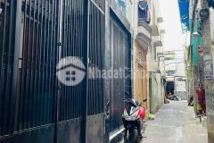 Nhà đẹp hẻm xinh sát quận 3,10 ngay công viên lê thị riêng đường cmt8, 24m2, nhỉnh 4 tỷ