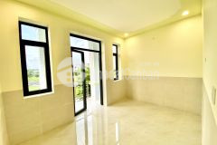 Tôi cần bán gấp căn nhà ở tp tân uyên có hỗ trợ 70