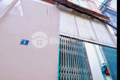 Nhà 2 thoáng hưởng trọn mọi tiện ích kđt văn khê nhà 40m 4 tầng giá 4.7 tỷ