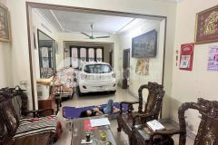 Ô tô vào nhà, bán nhà phố thái thịnh 3 tầng 102m2, măt tiền 6m