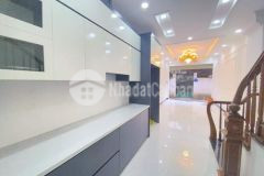 Nhà mới koong tiếp giáp kđt xa la ô tô qua nhà kinh doanh nhỏ 5 tầng 3 ngủ giá 3.9 tỷ