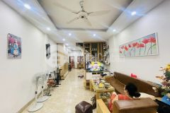 Bán nhà văn cao 55m x 6 tầng giá 4.99 tỷ gần phố cách ô tô tránh 50m